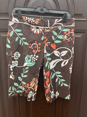 Women’s Floral Bermuda Shorts - Brown Floral Print